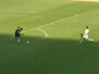100 metreden gol attı! (VİDEO)