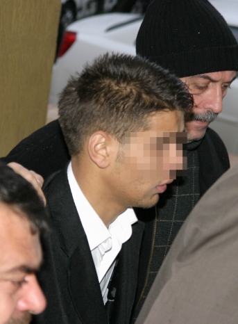 14 yaşındaki kızla evlendi ve...