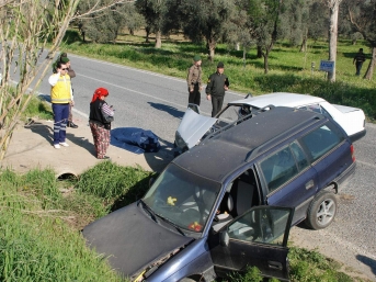 Tire'de trafik kazası: 1 ölü, 4 yaralı