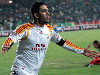 Arda, Cimbom'a hayat verdi!