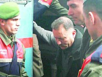 Öcalan bana teslim edildi!