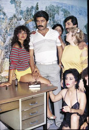 Geneleve düşen ünlüler!