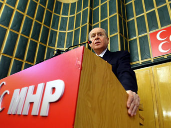 Bahçeli AKP’ye karşı uyardı: “Uyanık olun”