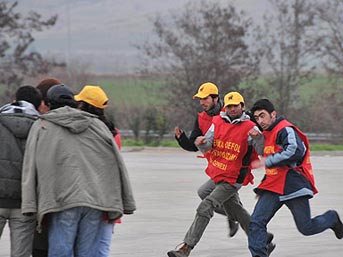 Eylemcilere Meydan Dayağı