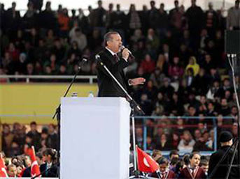 Çanakkale'de 'soykırım' göndermesi yaptı
