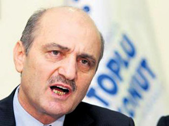 İstifalar başladı
