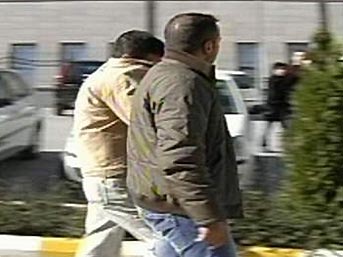 Eski eşine tecavüz etti