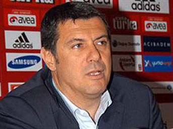 Skandal istifa getirdi