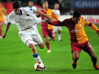 Gol düellosu Aslan'ın
