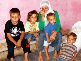 Eşi ‘yemek yok’ deyince kendini astı