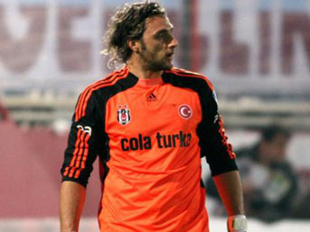 Beşiktaş'a derbi öncesi büyük şok!