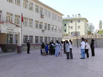 [Resim: hakkari-okul-boykot2.jpg]