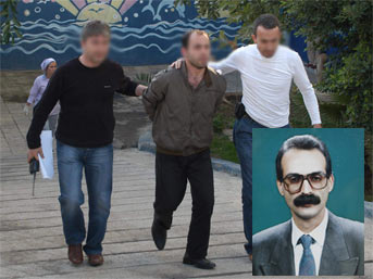 Kafeci boğazı kesilerek öldürüldü