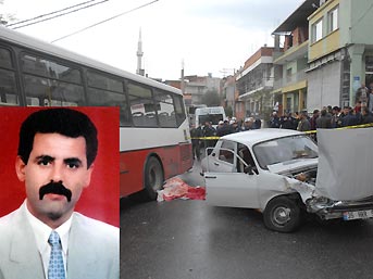 Otomobilin kapısı açılınca