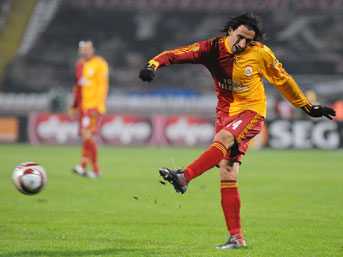 Mehmet Topal'dan müthiş gol! (VİDEO)