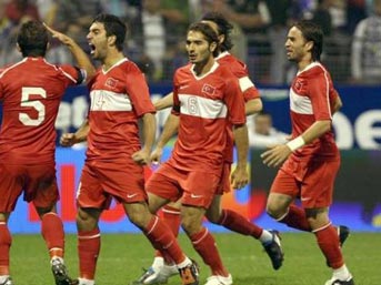 EURO 2012 fikst�r�m�z belli oldu!