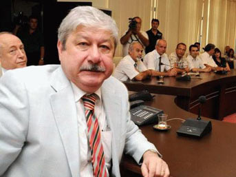 GATA ile camiyi bir tuttu!