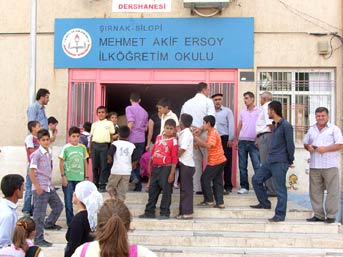 Okulda kaçırılma paniği. Eğitim yarıda kaldı