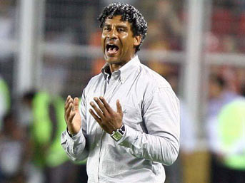Rijkaard, Chelsea'den kimi istedi?