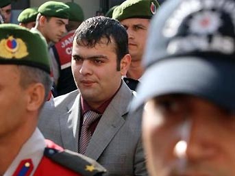 Cezaevinde kilo almış!