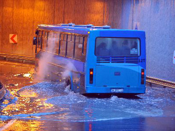 İstanbul’da Sel Baskını Video