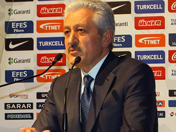 Aydınlar: UEFA'nın talebiyle karar aldık