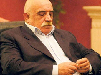 Kızımız evde biz gezmede