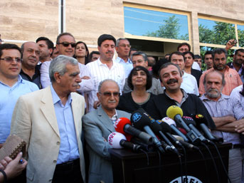 BDP Meclis'e dönüş tarihini açıkladı