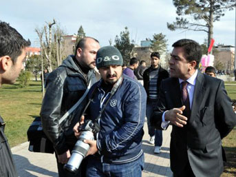 'Herkesi fişliyorsunuz, çıkın'
