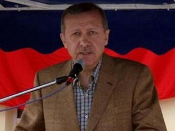 CHP'ye yine Demirel'le yüklendi