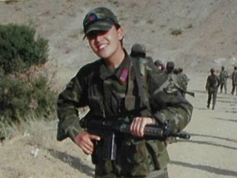 Tunceli'de kadın asker şehit oldu