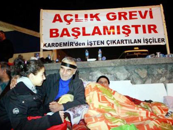 Açlık grevi sürüyor