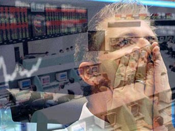 Piyasalar karıştı, dolar rekor kırdı