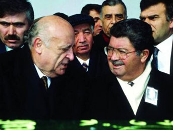 ozal-demirel.jpg