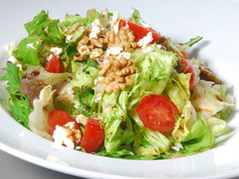 Peynirli salata 7 kat daha yağlı