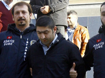 'Soydum ama bir sor, neden soydum'