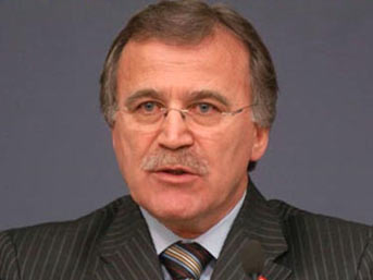 TBMM’nin hukukçularından istifa kararı!