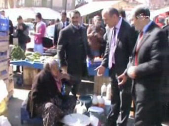 Gürsel Tekin'e soğuk duş!