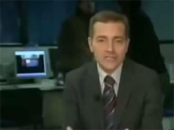 Arkada bir şeyler oluyor!