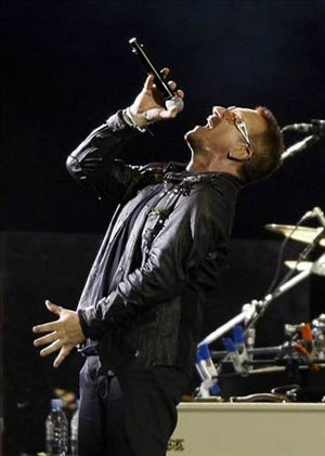 Bono : Paul Hewson 