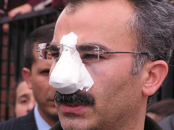 Veli dehşeti güvenlik kamerasında