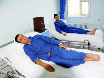 [Resim: yarali-kahraman.jpg]