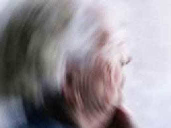 kadin-yasli.jpg