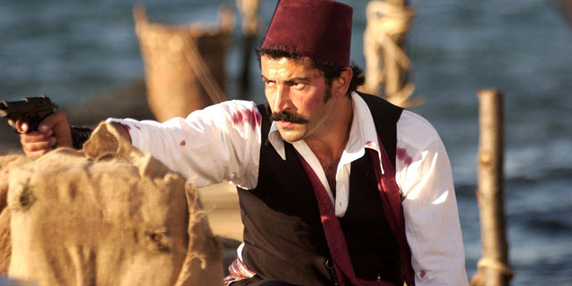 ahmet-esat-tobruk_640.jpg