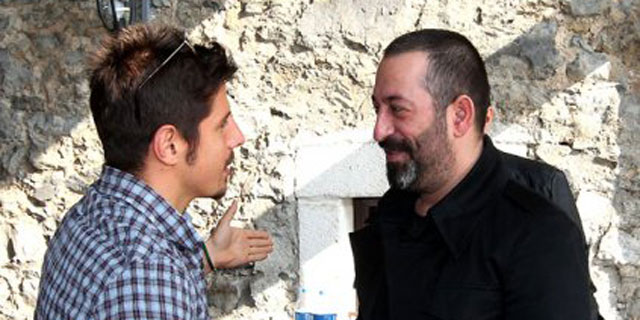 cem-yilmaz-emre_640.jpg