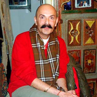 Ajda Pekkan'a rest çekti