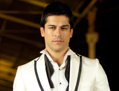 Burak Özçivit