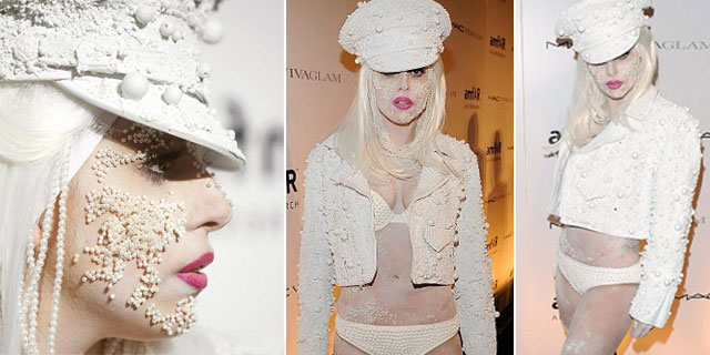 Lady Gaga giyim tarz�nda s�n�r tan�m�yor!