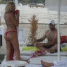 Yeni gelinden tanga şov