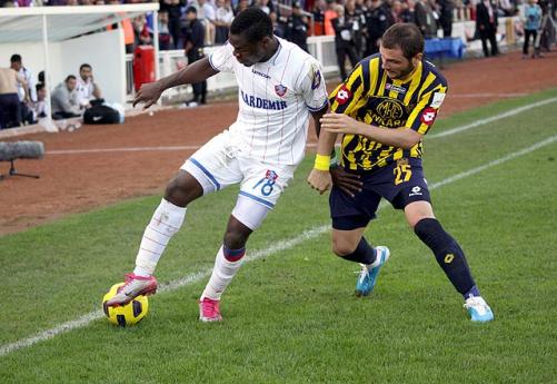 emenike-mucadele-29632_501.jpg